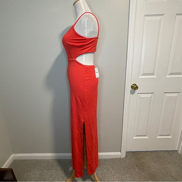 FRAICHE by J Maxi Dress and in Coral M - Picture 2 of 8